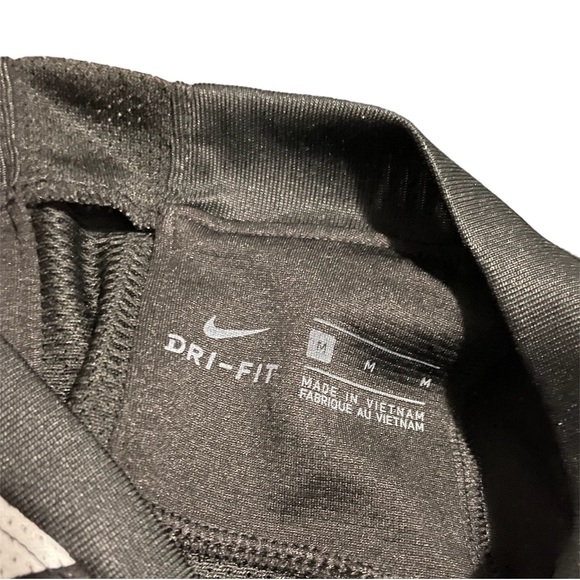 NWT Nike DryFit Athletic Shirt - Picture 3 of 5